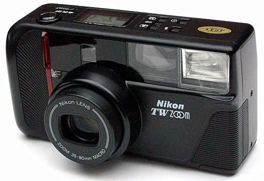 CÂMERA FOTOGRÁFICA NIKON TW ZOOM - Coopermiti