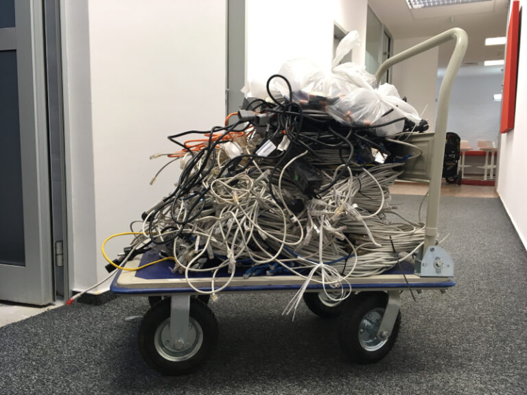 cart-with-pile-of-used-internet-wires-recycling-e-2021-09-16-20-27-00-utc (1)